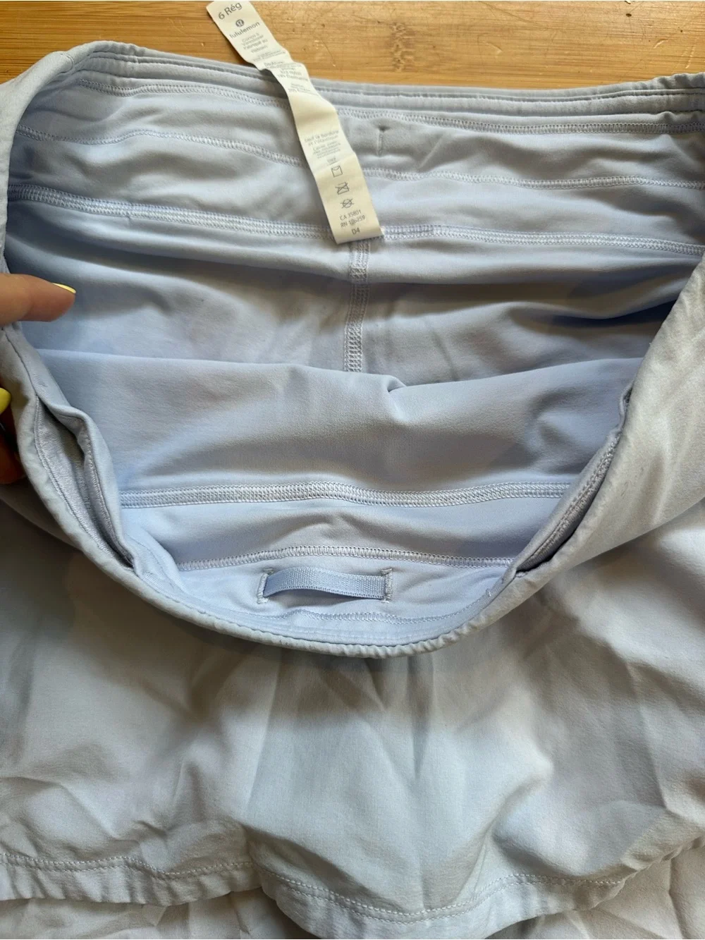 lululemon athletica small scuff